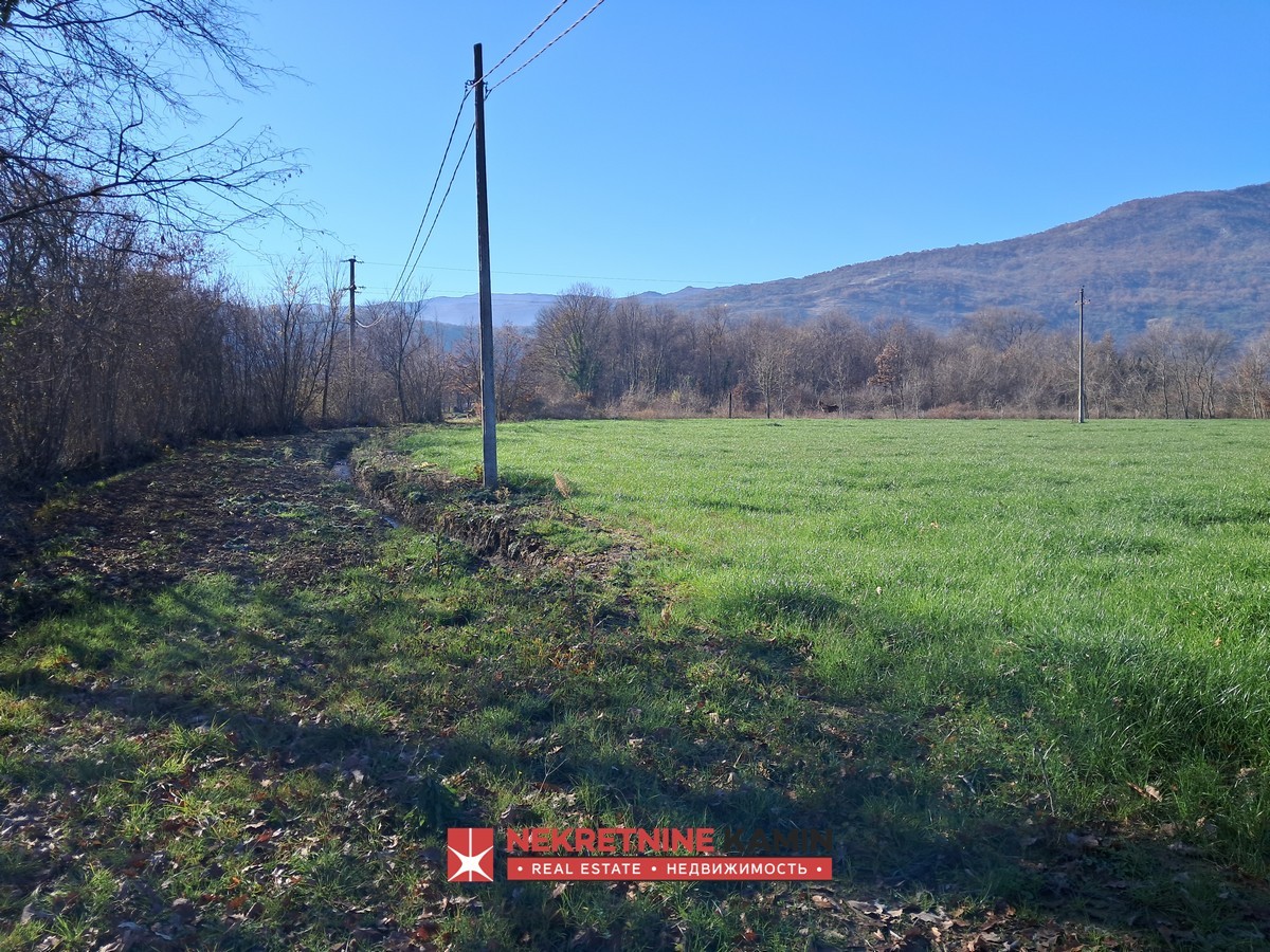 Urbanizovan plac 8264m2 u selu Ćurilac, Danilovgrad